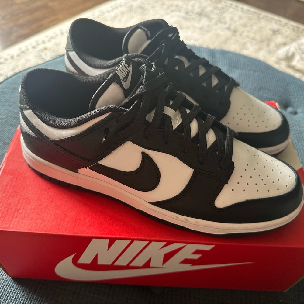 Nike Dunk, Low, Panda. Size 10. Like new.